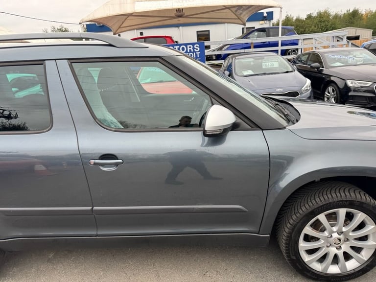 2015 Skoda Yeti 2.0 Turbo Diesel (TDI), SE Edition, Outdoor Packl, Manual. HATCHBACK Diesel Manual