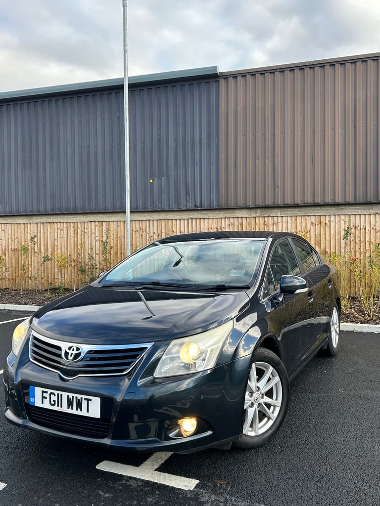 TOYOTA AVENSIS PETROL LPG 