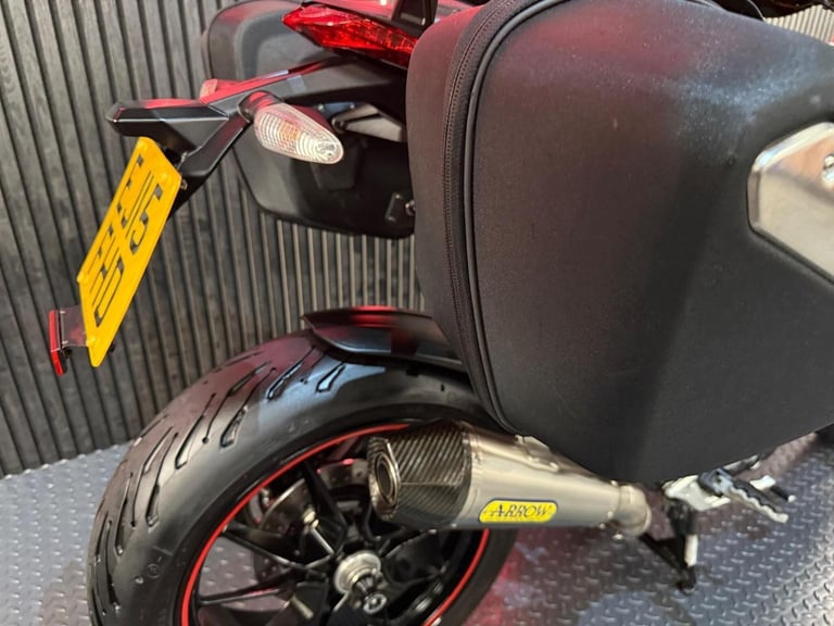 2015 Ducati Hyperstrada 821 821 Euro 3