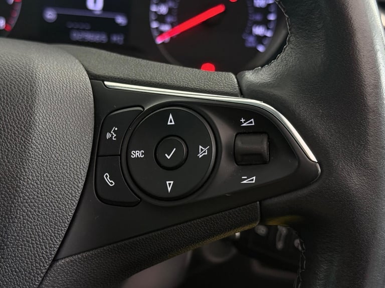 2021 Vauxhall Crossland 1.2 Turbo Griffin 5dr HATCHBACK PETROL Manual