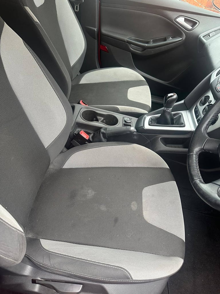 Ford, FOCUS, Hatchback, 2014, Manual, 998 (cc), 5 doors