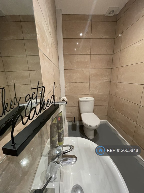 5 bedroom house in Kenmare Road, Liverpool, L15 (5 bed) (#2665848)