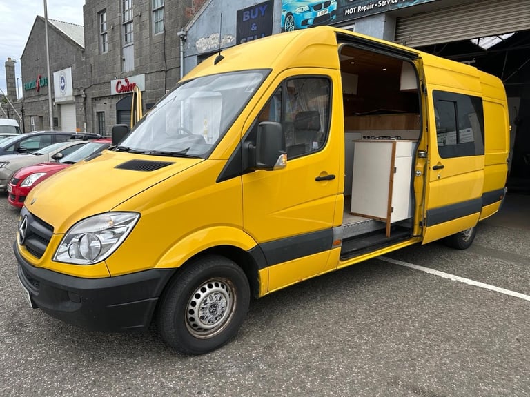 2012 Mercedes-Benz Sprinter 3.5t BlueEFFICIENCY High Roof Van High Volume/High R