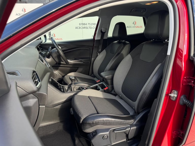 2020 Vauxhall Grandland X 1.2 Turbo SRi Nav 5dr HATCHBACK PETROL Manual