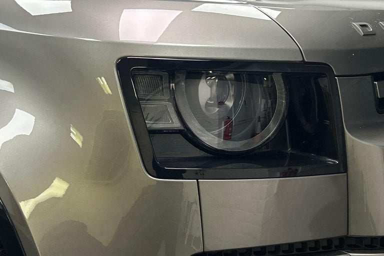 Land Rover Defender 130 3.0 D300 MHEV X-Dynamic SE SUV 5dr Diesel Auto 4WD Euro 6 (s/s) (300 ps)...