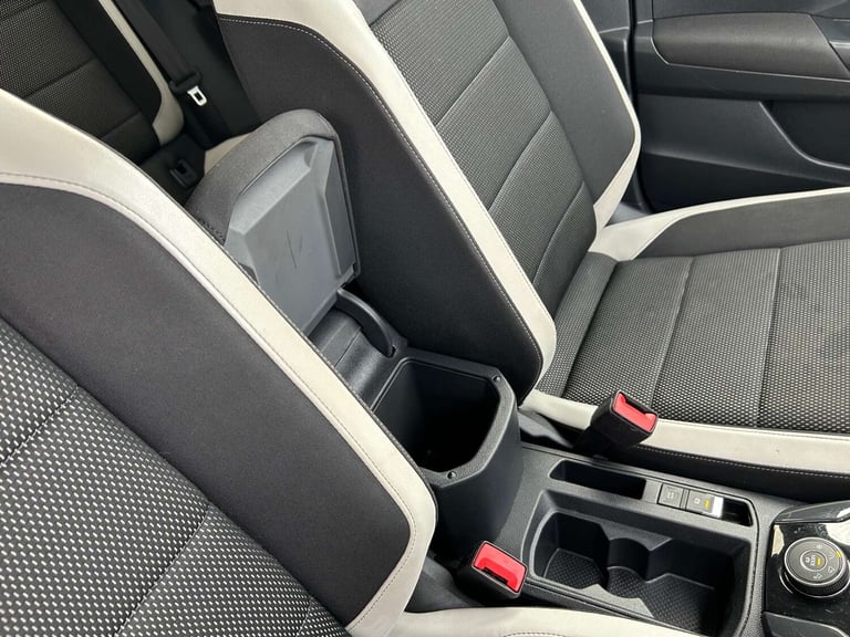 2018 Volkswagen T-Roc 2.0 T-Roc SEL TDI 4Motion 4WD 5dr SUV Diesel Manual