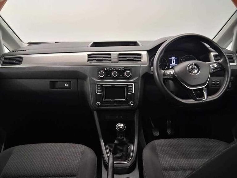 2019 Volkswagen Caddy 2.0 TDi C20 Maxi Combi WAV 5dr MPV Diesel Manual