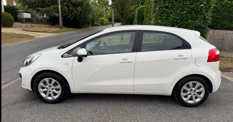 2012 KIA RIO 1 1.2 GENUINE 35,000 MILES LONG MOT JUST SERVICED 1 FORMER KEEPER! 