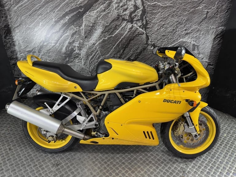DUCATI SUPERSPORT 900 2000 900SS