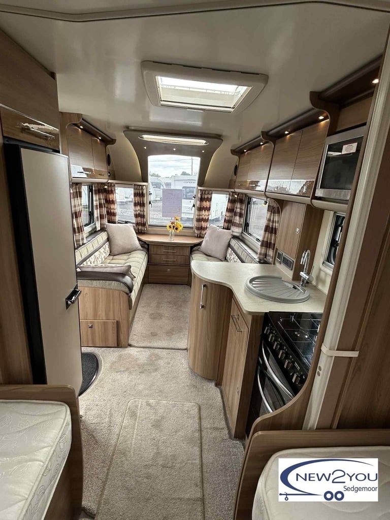 2015 Bailey Unicorn Cadiz 4 berth FIXED SINGLES Caravan - STOCK NO S082