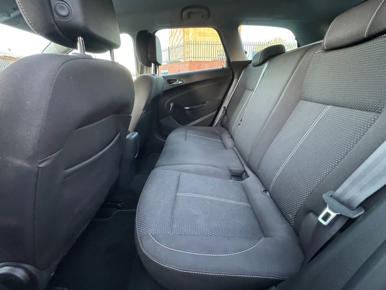 2014 Vauxhall Astra 1.6i 16V SRi 5dr ESTATE Petrol Manual