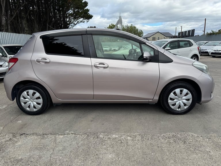 2012 Toyota Vitz YARIS 1.0 AUTO 5DR Hatchback Petrol Automatic
