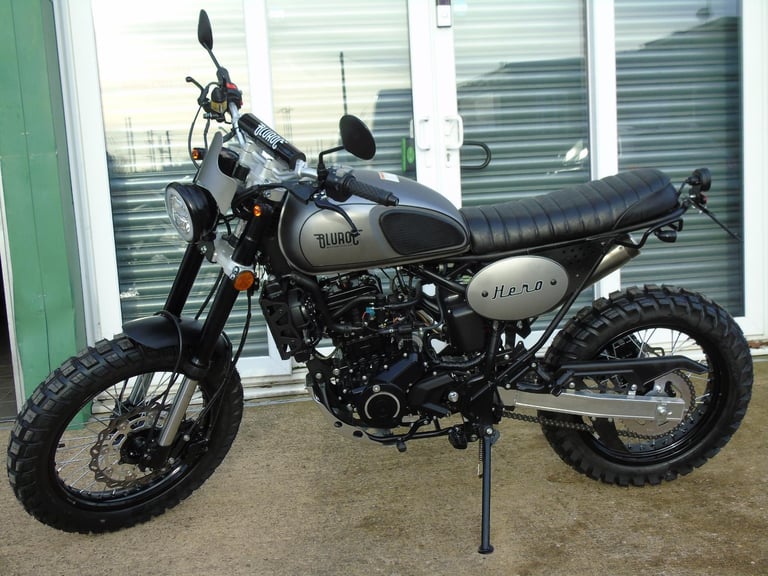 Bullit Bluroc Motorcycles Hero 250cc 2025 Brand New Retro Modern Scrambler 