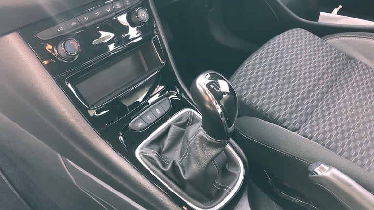 2020 Vauxhall Astra 1.2 Turbo SRi 5dr Petrol Hatchback Hatchback Petrol Manual