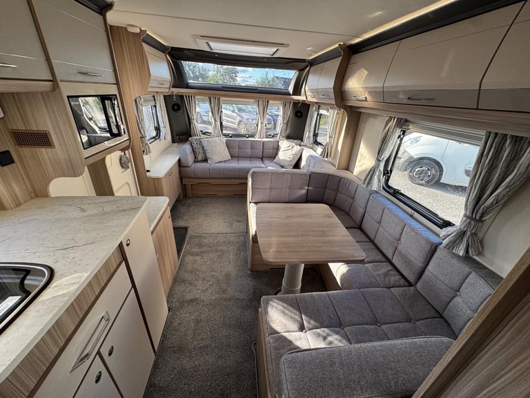 Coachman Acadia 630 Xtra / 5  - 8 ft WIDE 2022