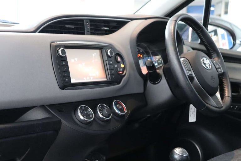 2016 Toyota Yaris 1.3 Yaris Icon VVT-I 5dr Hatchback Petrol Manual