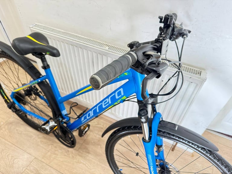 Carerra crossfire 2 hybrid bike in very good condition all fully working 