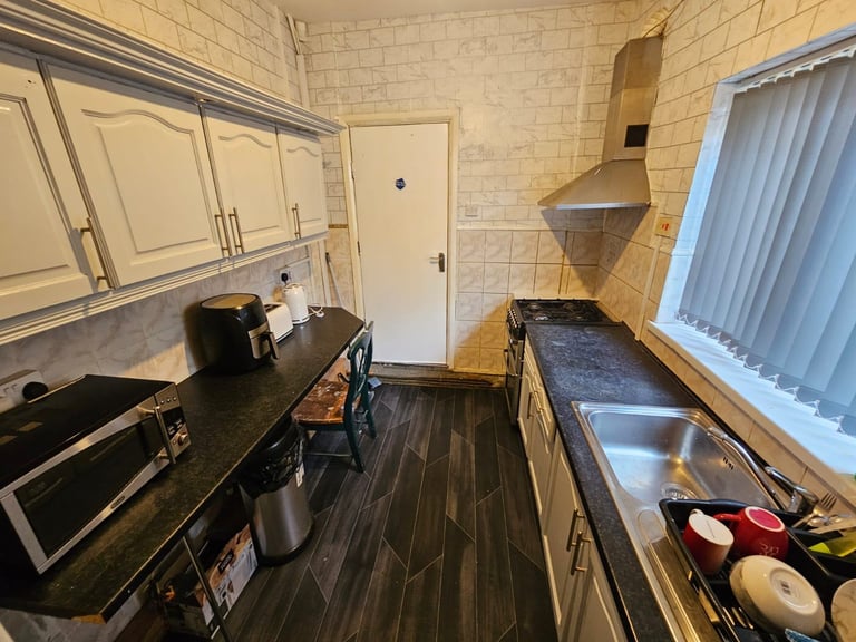 Emergency housing opportunity available in Woodgate Gardens Birmingham! Universal credits apply. 