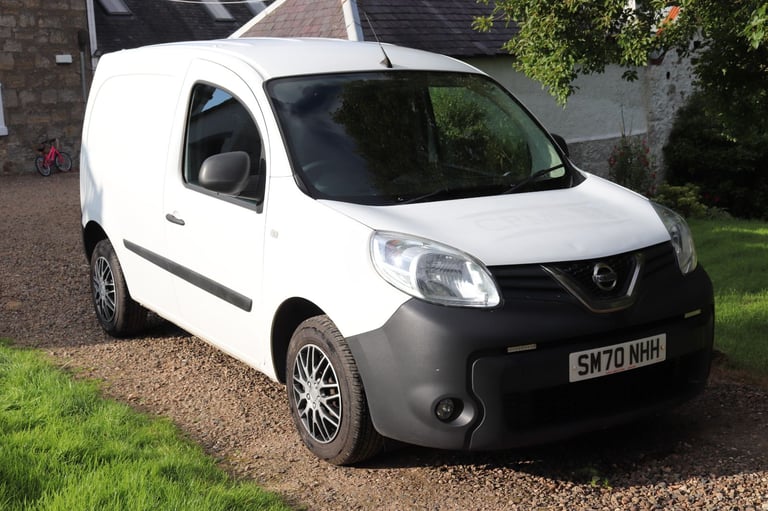 image for 2020 Nissan NV250 1 Owner FSH Belt Done