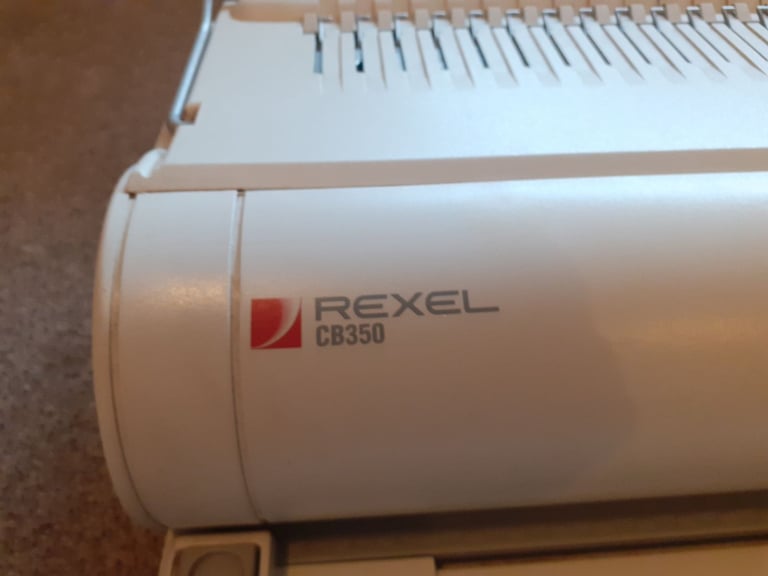 Comb Binding Machine A4 Hand Operated Rexel Model CB 350 21 Rings