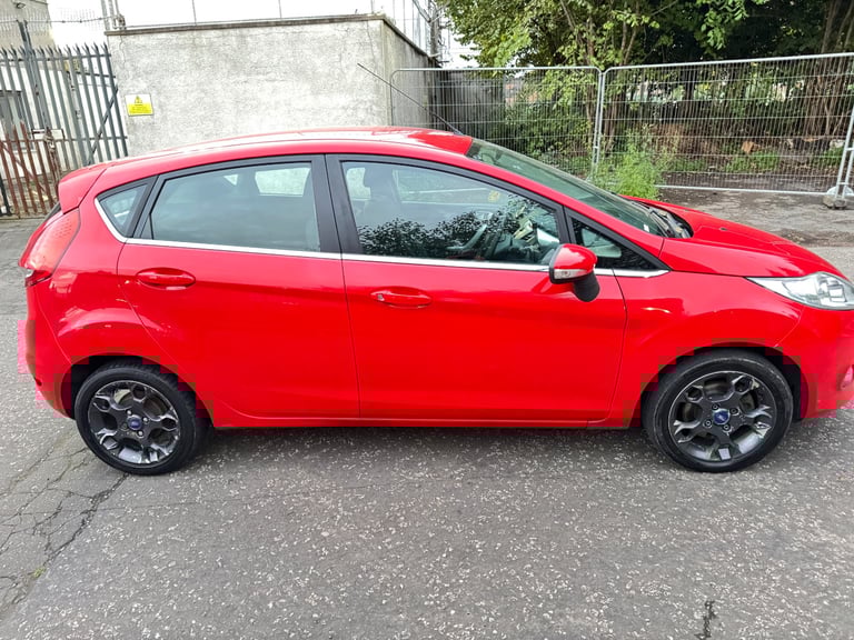 ( 2011 - DIESEL) FORD FIESTA TDCI 1.4*£20 TAX*MOT-1 YEAR *like vauxhall astra corsa focus mazda 2