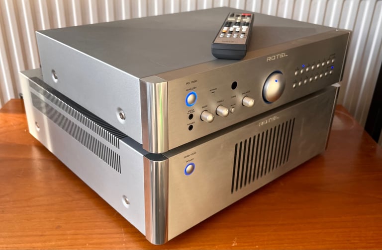 ROTEL RC-1580 Pre/RMB-1506 Power Amp combination