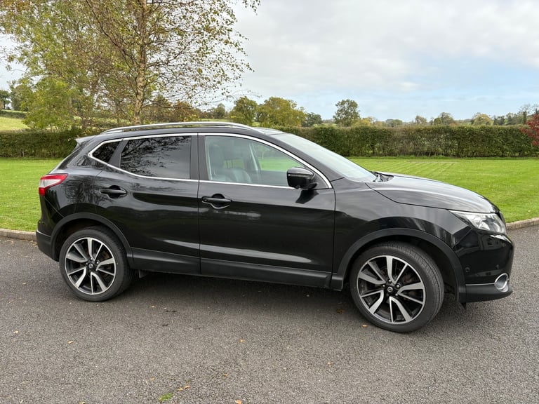 Nissan, QASHQAI, Hatchback, 2015, Manual, 1461 (cc), 5 doors