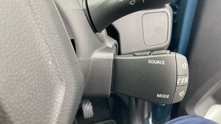 2025 Dacia Spring 27kWh Expression 65 48kW 5dr Auto Electric Hatchback Hatchback Electric Automatic