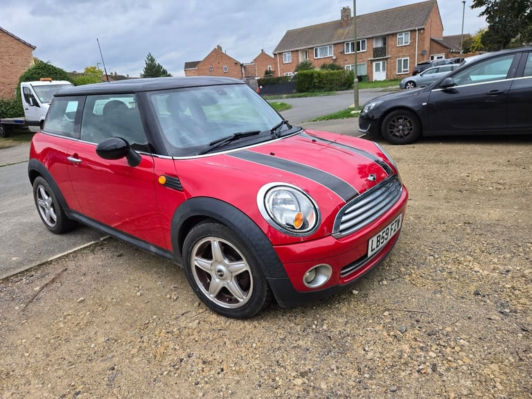 Mini Cooper low mileage