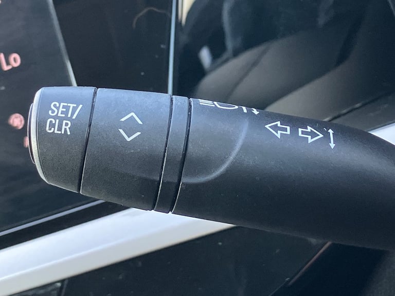 2022 Vauxhall Grandland 1.2 Turbo Ultimate 5dr Hatchback PETROL Manual