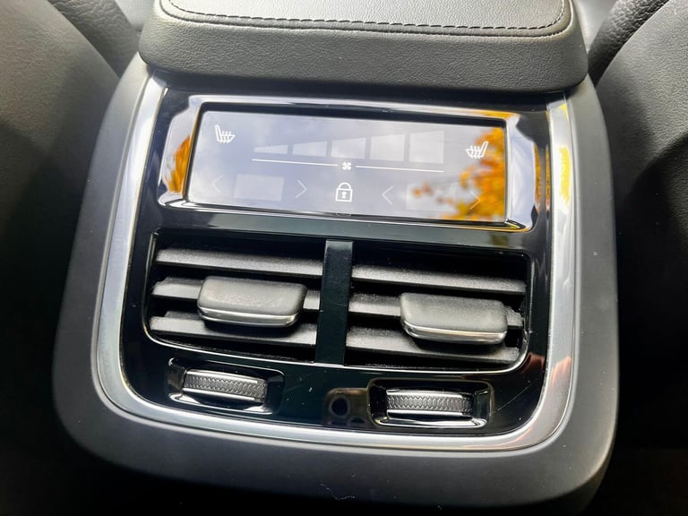 2023 Volvo XC90 2.0h T8 Recharge 18.8kWh Plus Auto 4WD Euro 6 (s/s) 5dr ESTATE Petrol/Electric Hy...