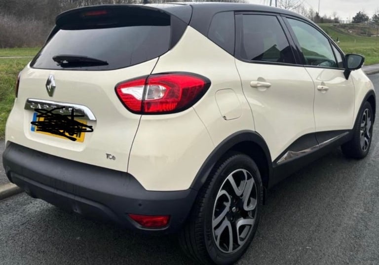 Renault, CAPTUR, Hatchback, 2015, Manual, 898 (cc), 5 doors