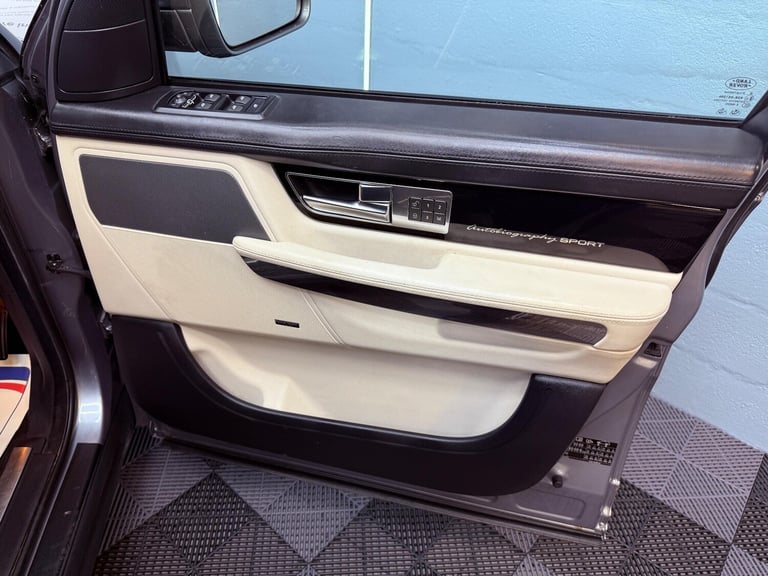 2011 Land Rover Range Rover Sport 3.0 TD V6 Autobiography Sport CommandShift 4WD Euro 5 5dr ESTAT...