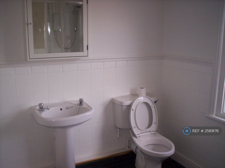 3 bedroom house in Old Mill Lane, Liverpool, L37 (3 bed) (#2589176)