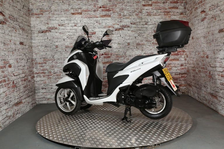 YAMAHA TRICITY - 2014 Petrol Automatic in White