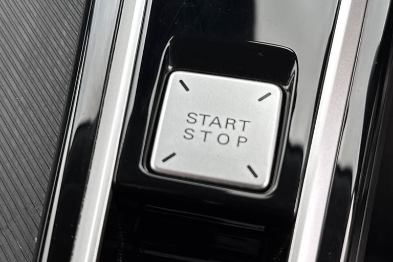 2025 MG MG ZS 106600 Hatchback Hybrid Automatic