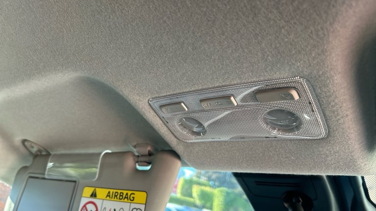 2019 Toyota Yaris 1.5 VVT-i Y20 5dr [Bi-tone] HATCHBACK PETROL Manual