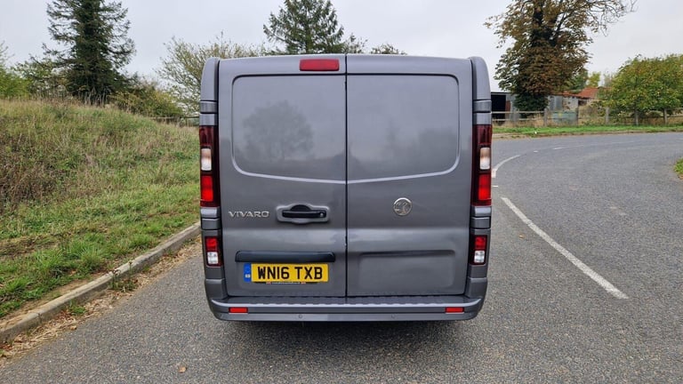 2016 Vauxhall Vivaro 1.6 CDTi 2700 Sportive L1 H1 Euro 5 5dr PANEL VAN Diesel Manual