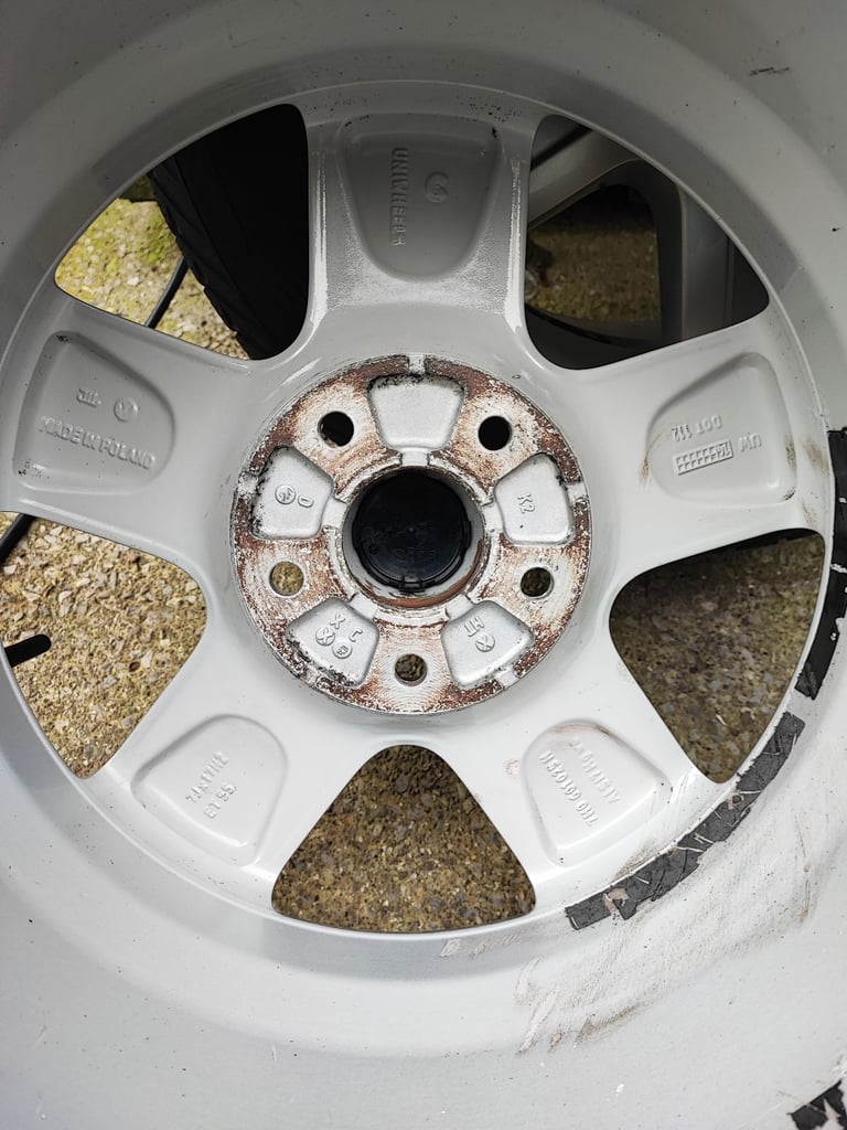 VW transporter T5 thunder/sportline alloys 17"