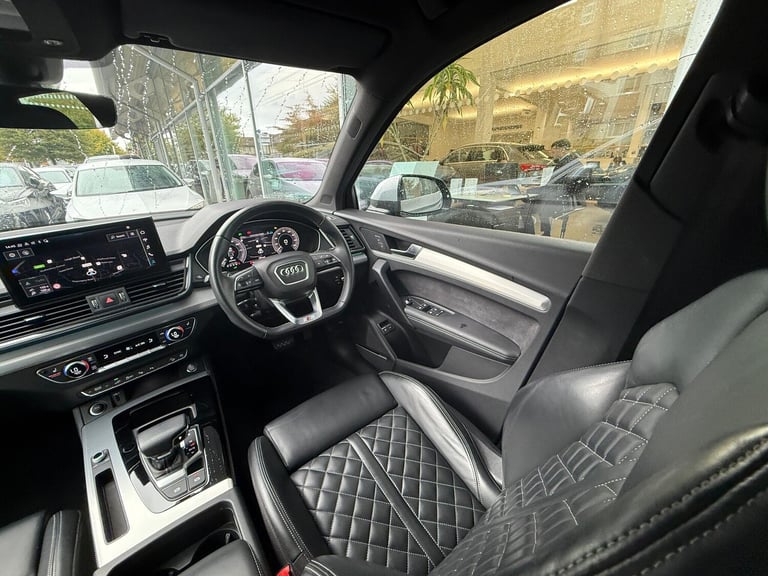  Audi Q5 2.0 TFSIe 55 Competition SUV 5dr Petrol Plug-in Hybrid S Tronic quattro Eur Petrol/Elect...