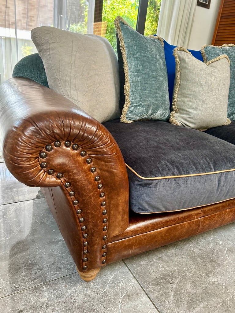 Tetrad Northwood Leather Sofa and Footstool Set ( delivery ) 