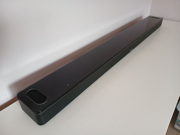 Bose 900 soundbar, subwoofer and surround speakers