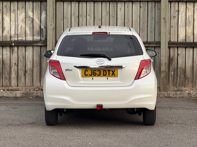 TOYOTA YARIS Active Auto ULEZ Low Milage