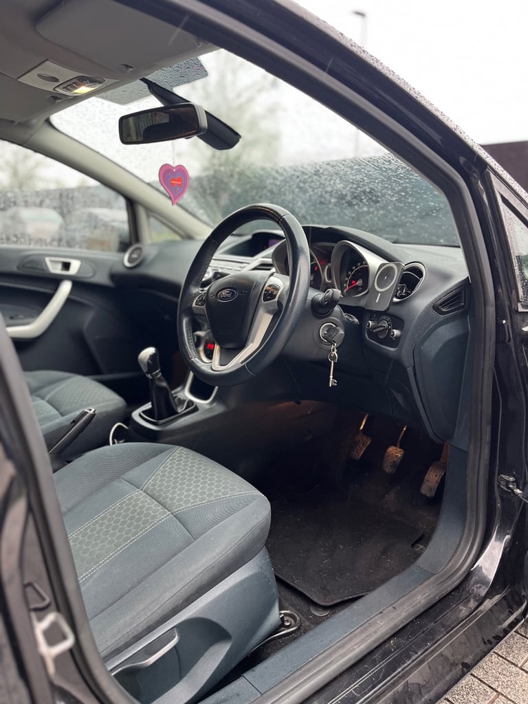 Ford, FIESTA, Hatchback, 2011, Manual, 1596 (cc), 5 doors