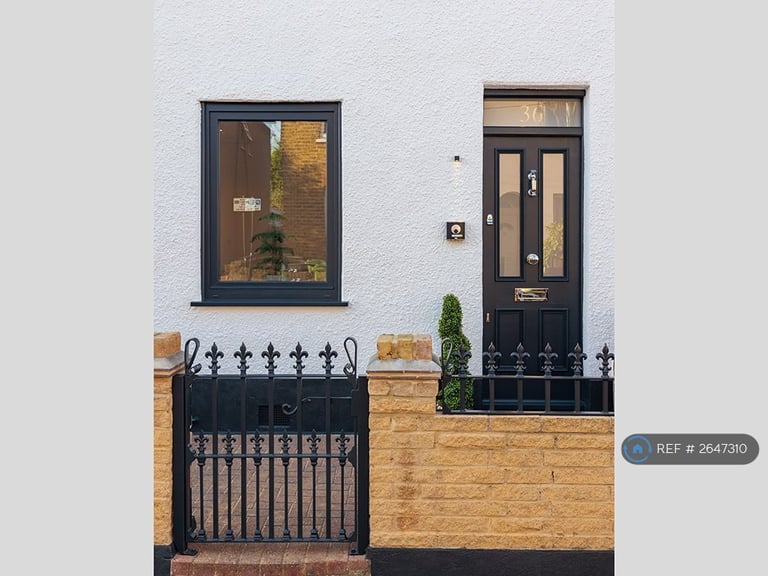 3 bedroom house in Mayfield Road, London, E17 (3 bed) (#2647310)
