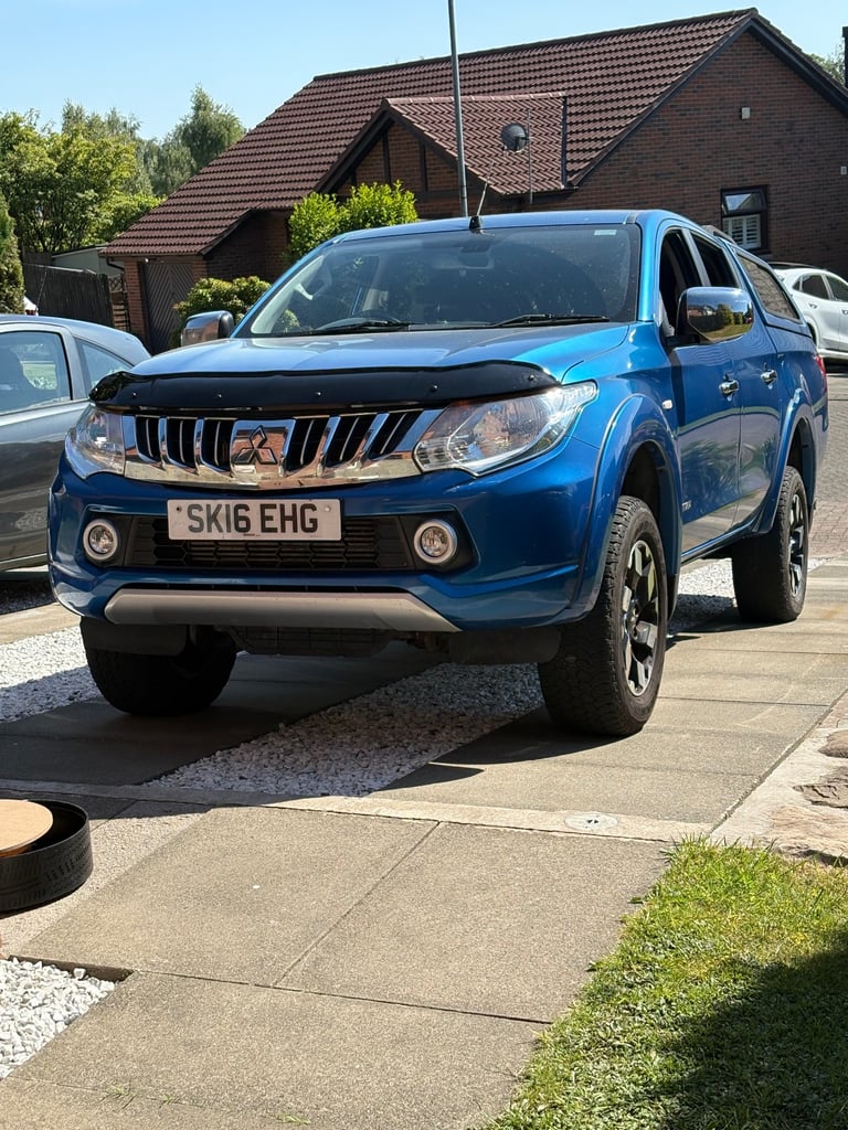 Mitsubishi, L200, Pick Up, 2016, Manual, 2442 (cc)