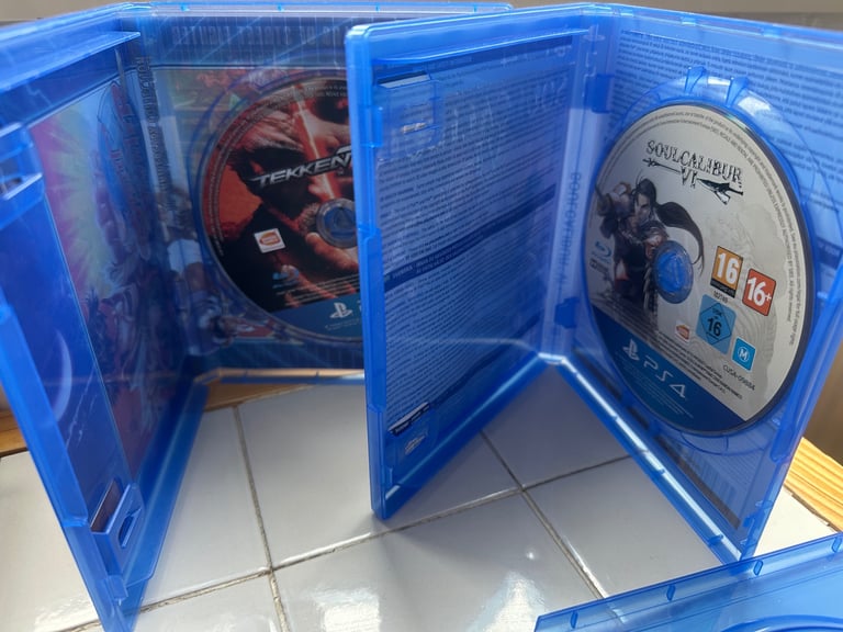 PS4 with Games + 2 controllers 