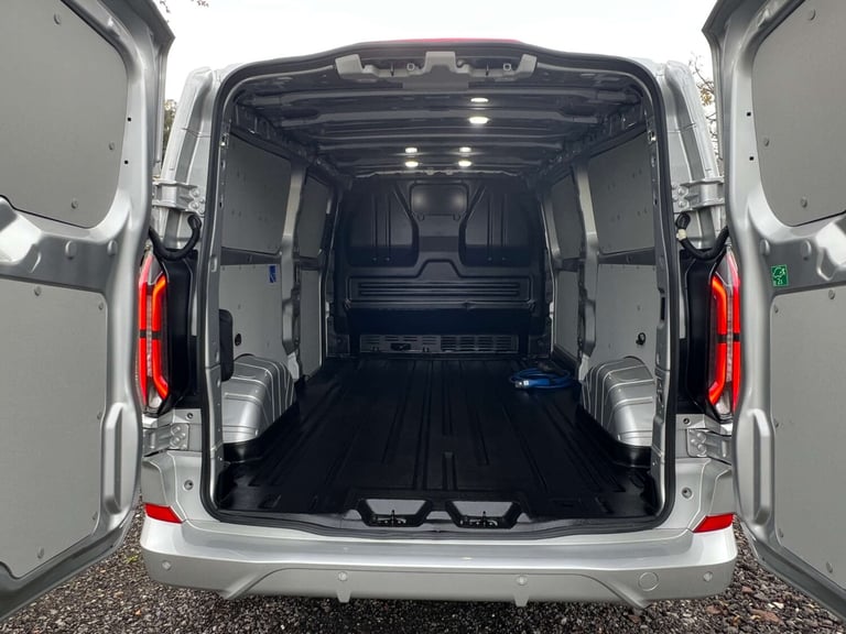 2024 Ford E-Transit 320 65kWh Sport Panel Van 5dr Electric Auto L2 H1 (218 ps) LONG WHEEL BASE Pa...