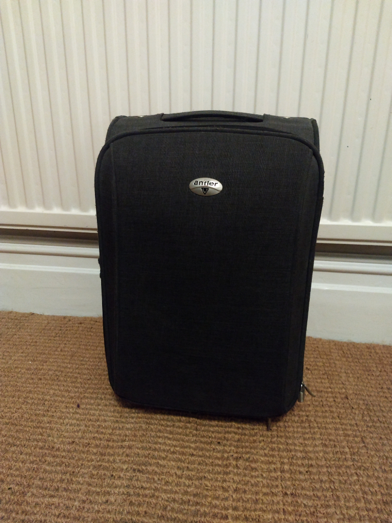 Antler suitcase - pull along cabin bag 
