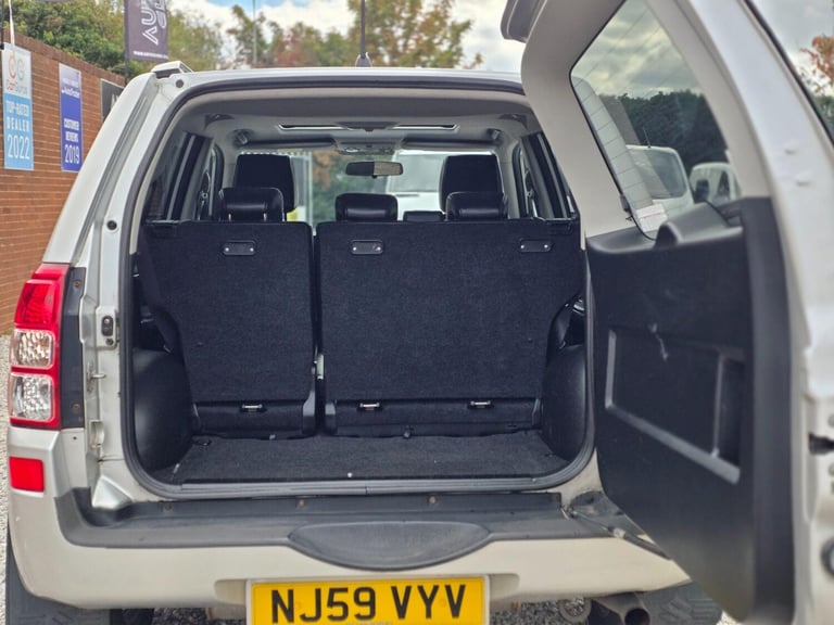 2009 Suzuki Grand Vitara 2.4 VVT SZ5 4WD Euro 4 5dr ESTATE Petrol Manual